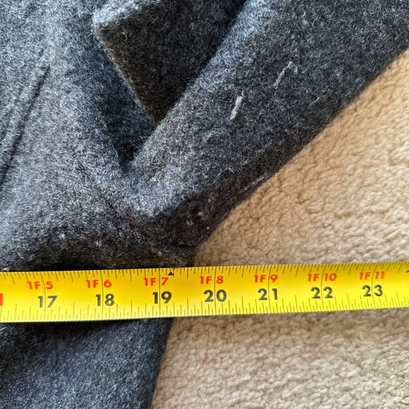 Willi Smith Sweater Womens Small 100% Wool Cardigan 1 Button Close Grey - Picture 9 of 10